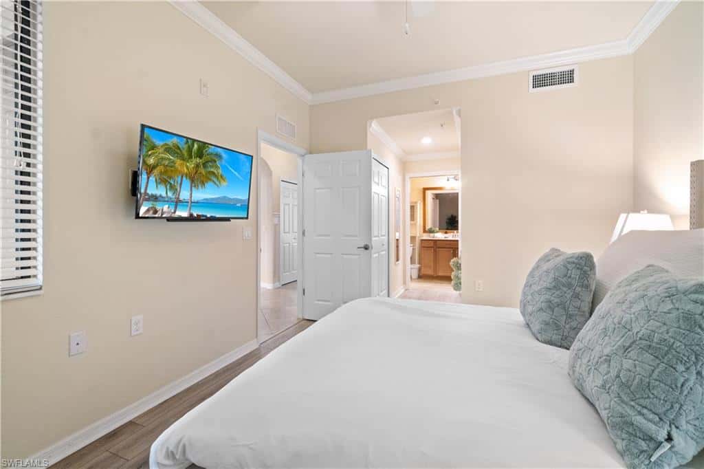 9727 Acqua Ct #436, Naples, photo 12