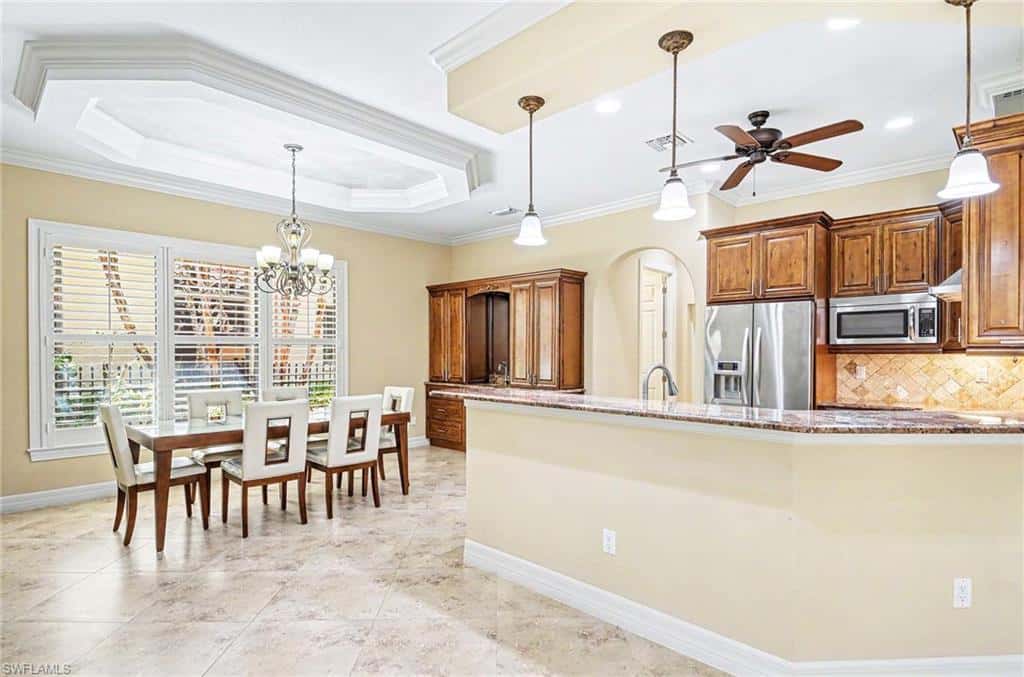 672 Fairway Ter, Naples, photo 5