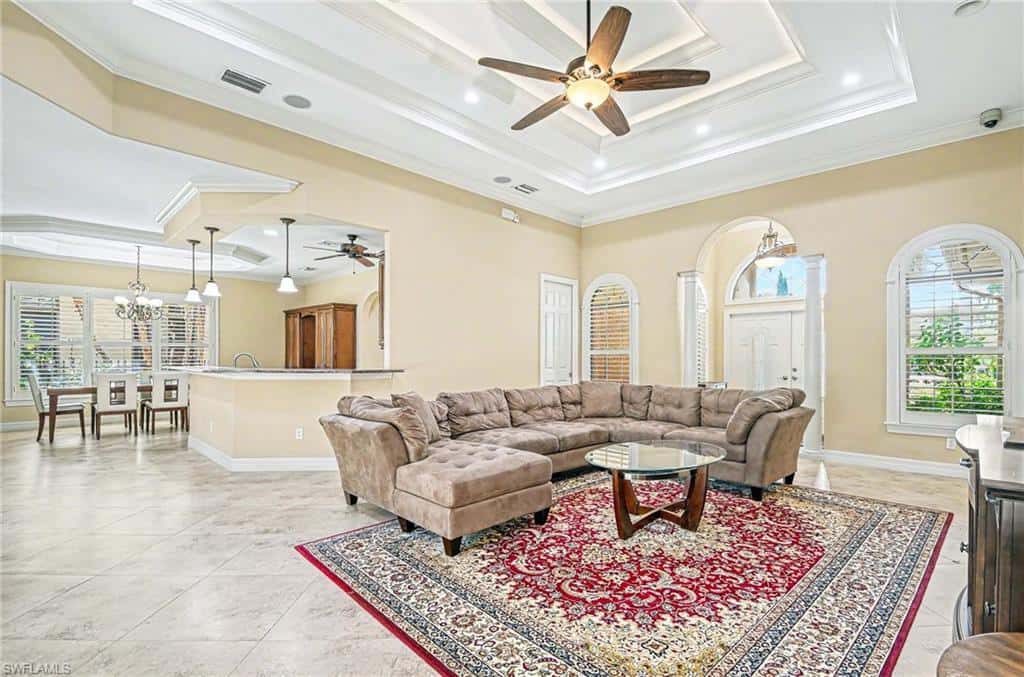 672 Fairway Ter, Naples, photo 4