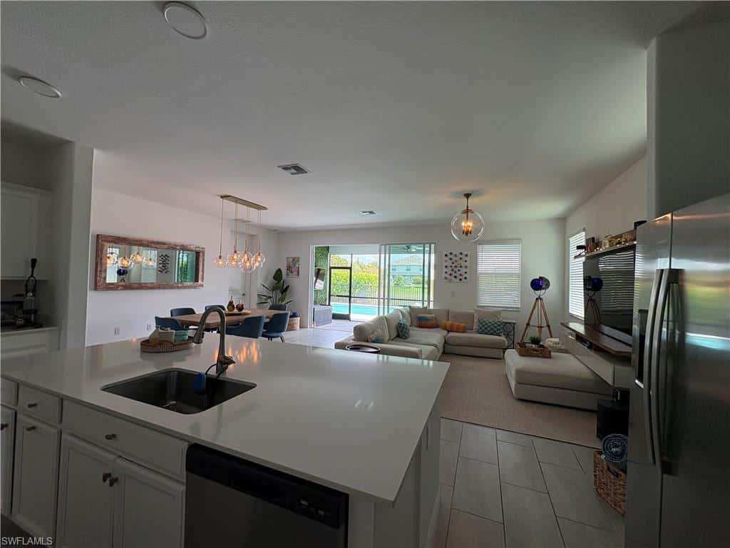 2458 Orchard St, Naples, photo 36