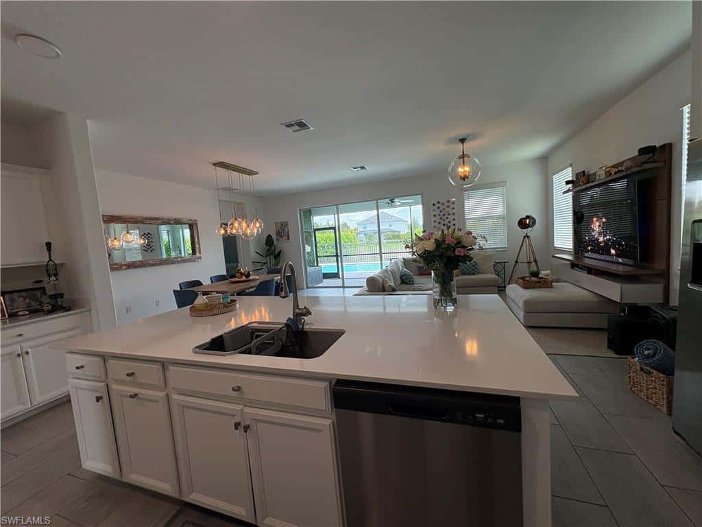 2458 Orchard St, Naples, photo 37