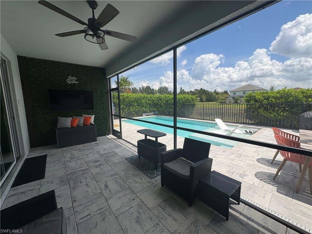 2458 Orchard St, Naples, photo 39