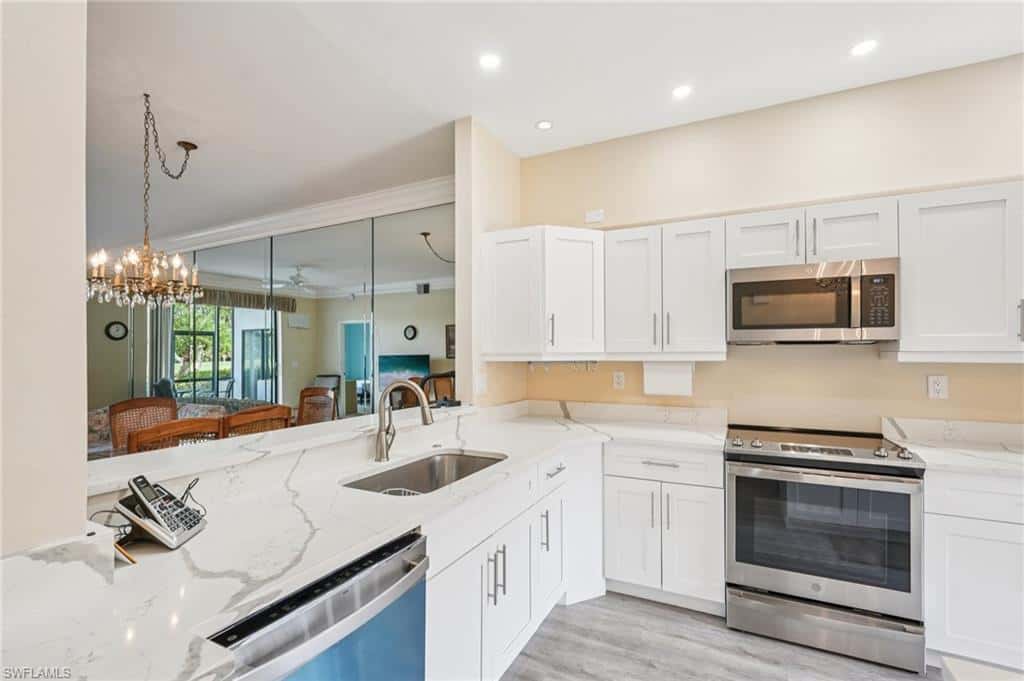 7340 Coventry Ct #809, Naples, photo 6