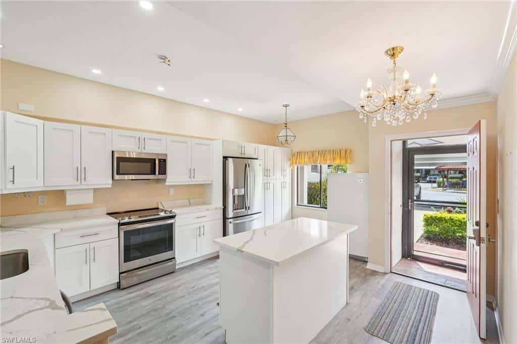 7340 Coventry Ct #809, Naples, photo 4