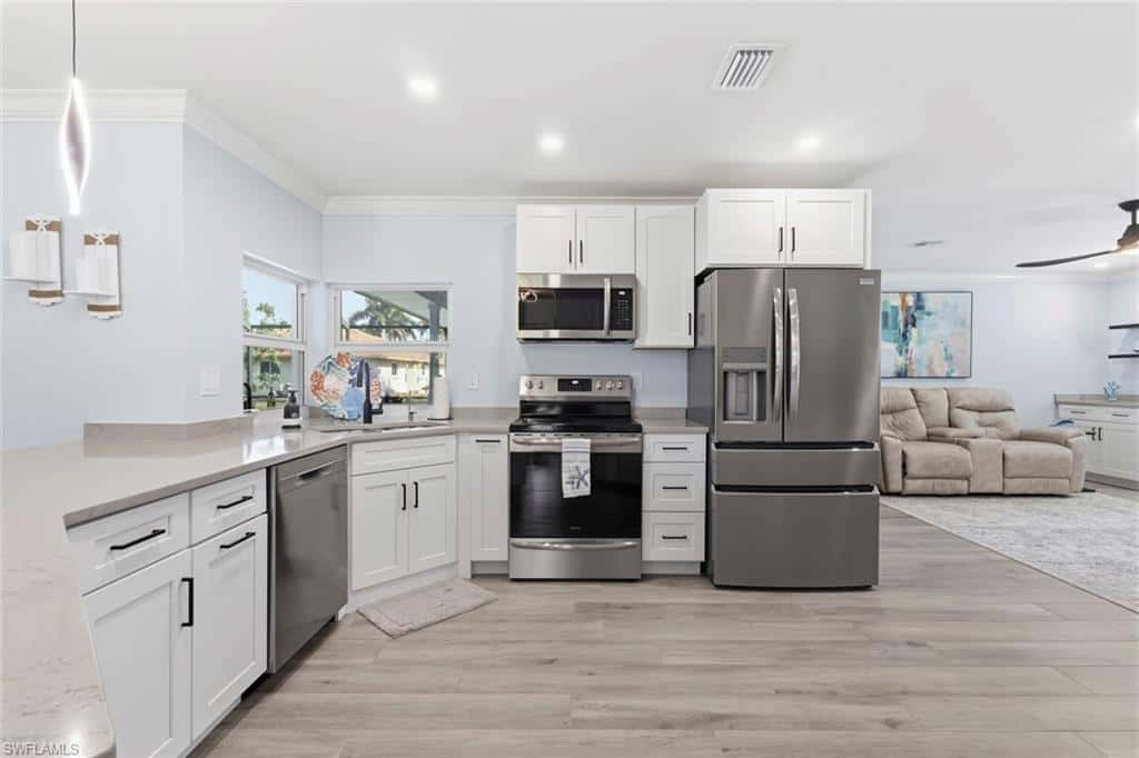 6048 Perthshire Ln, Fort Myers, photo 9