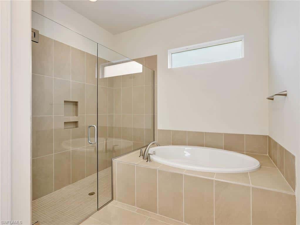 9288 Cayman Dr, Naples, photo 30