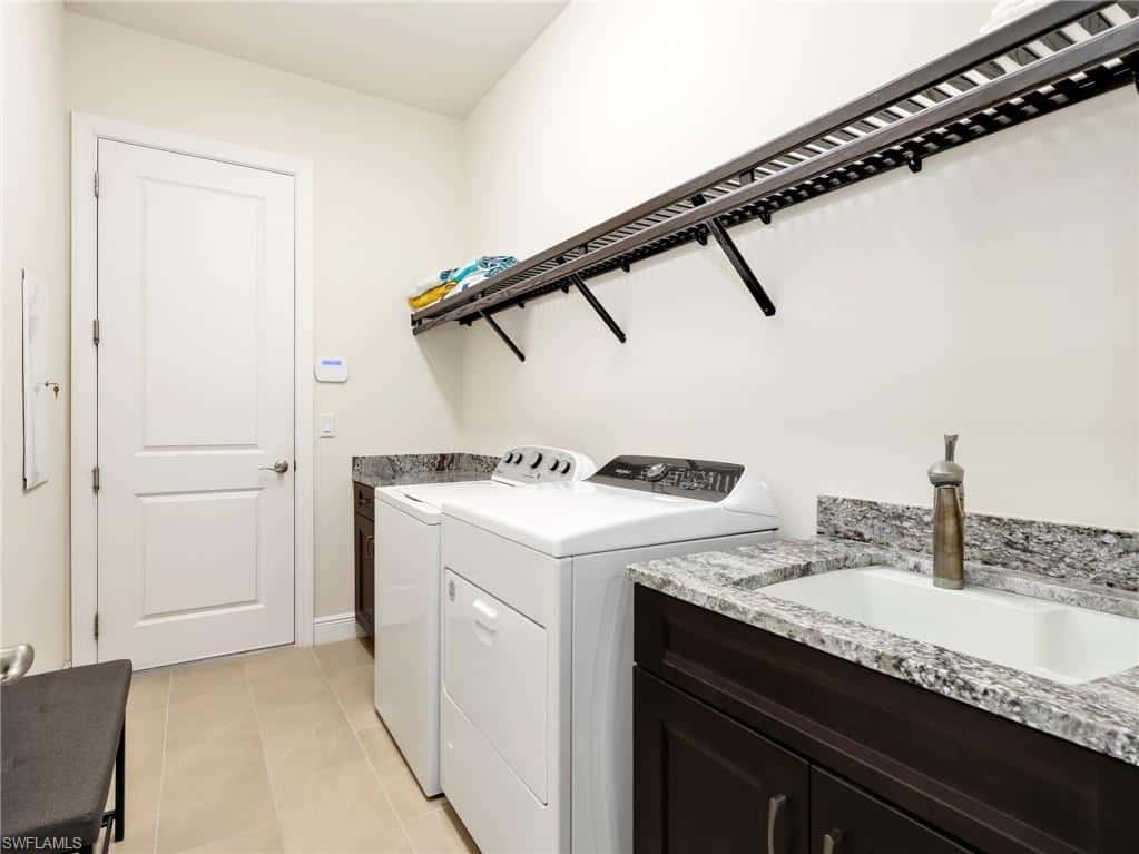9288 Cayman Dr, Naples, photo 38