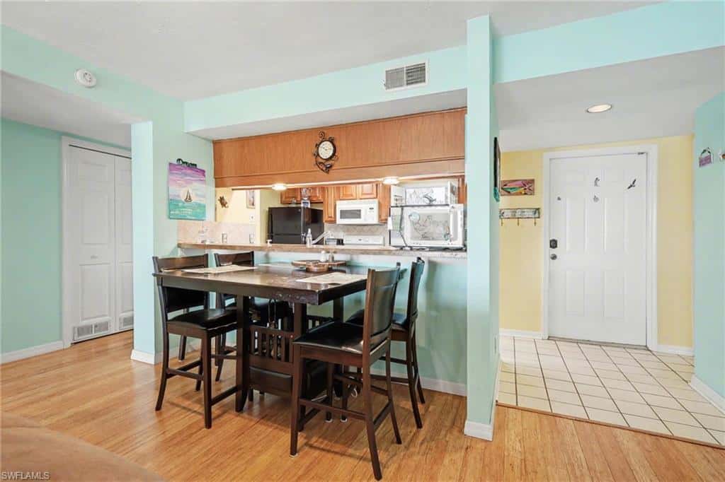 4703 17th Pl #205, Cape Coral, photo 4