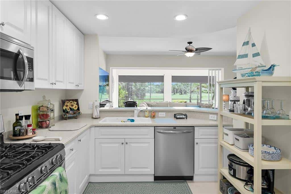 3970 Deer Crossing Ct #105, Naples, photo 6