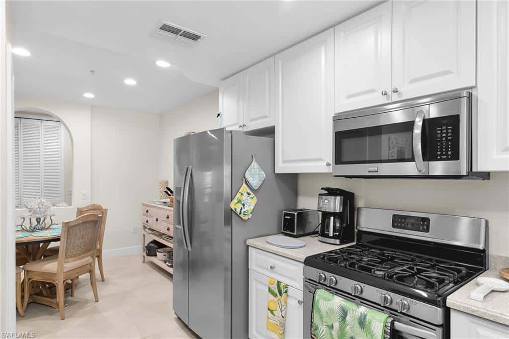 3970 Deer Crossing Ct #105, Naples, photo 7