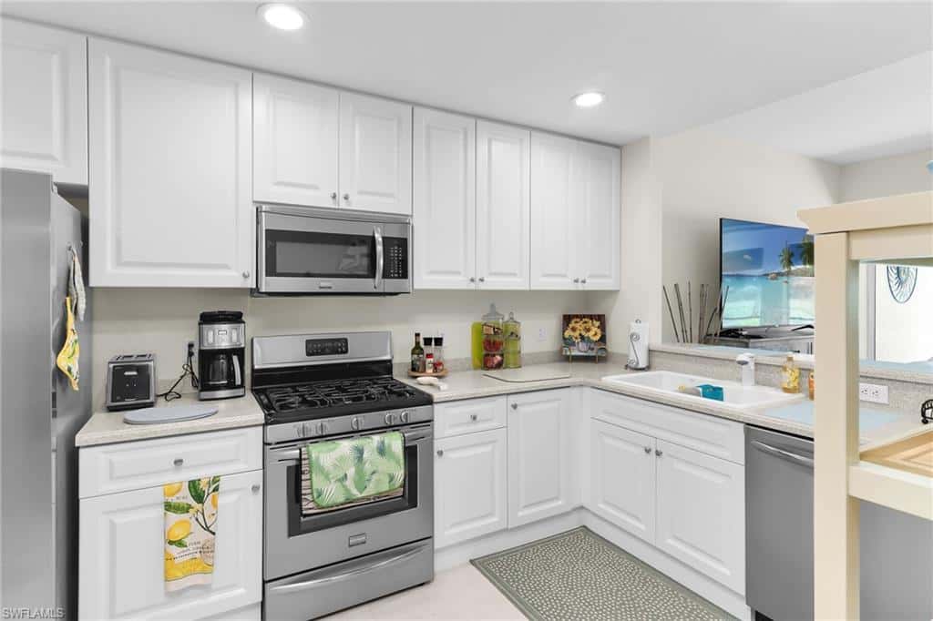 3970 Deer Crossing Ct #105, Naples, photo 5