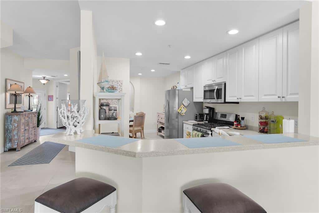3970 Deer Crossing Ct #105, Naples, photo 8