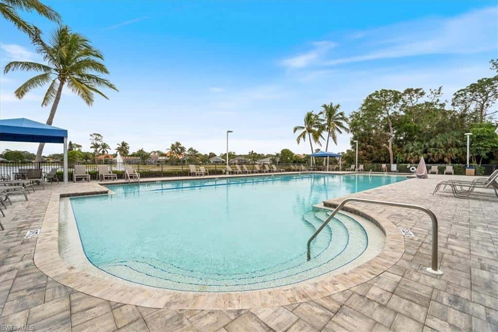 7550 Meadow Lakes Dr #4701, Naples, photo 36