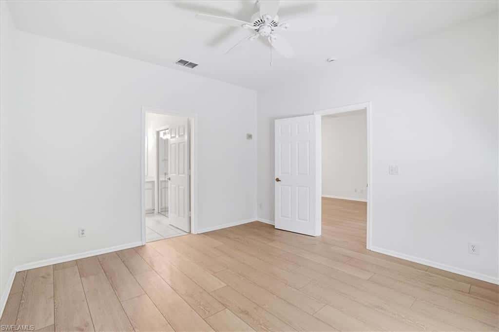 7550 Meadow Lakes Dr #4701, Naples, photo 18
