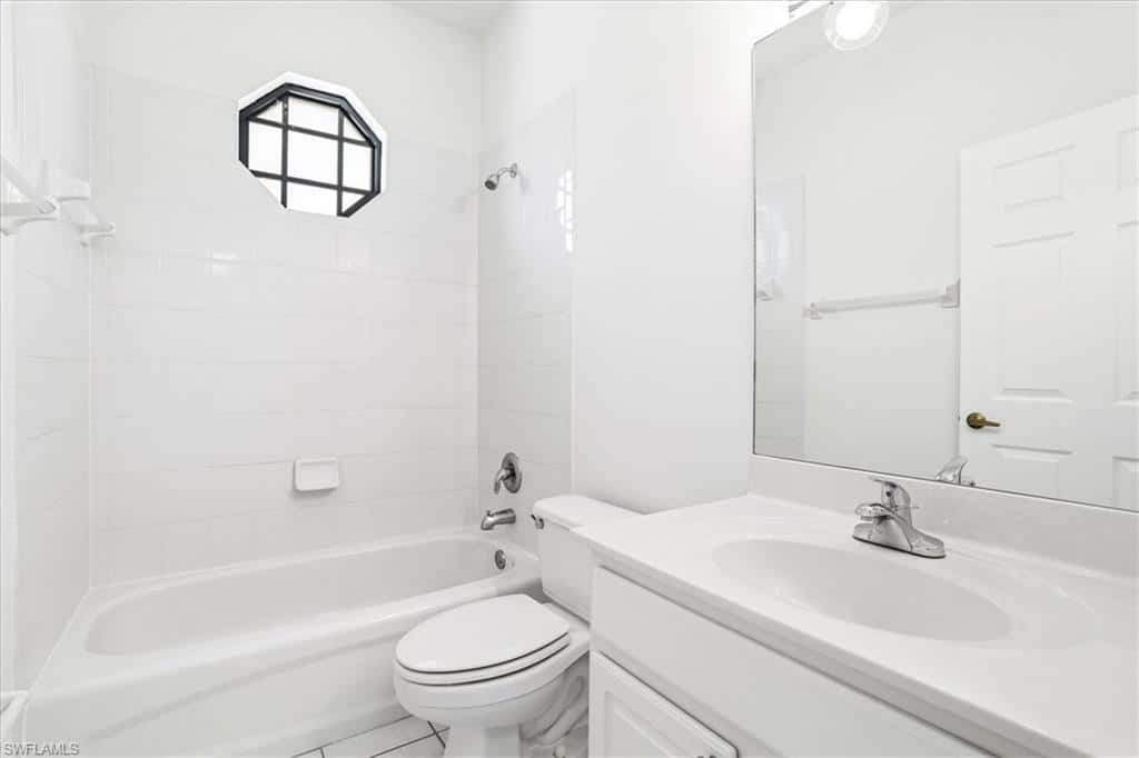 7550 Meadow Lakes Dr #4701, Naples, photo 29