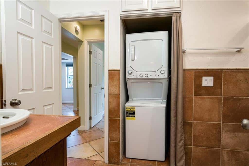 1025 Pine Isle Ln #1025, Naples, photo 13