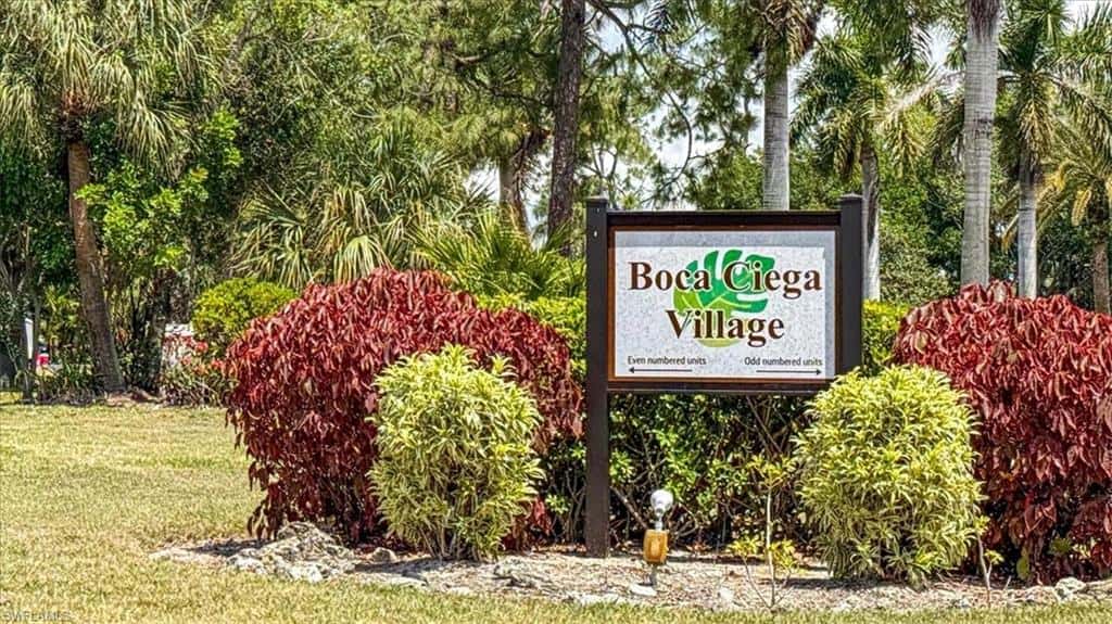 1025 Pine Isle Ln #1025, Naples, photo 32