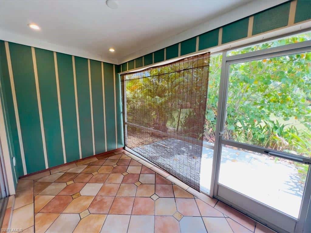 1025 Pine Isle Ln #1025, Naples, photo 9