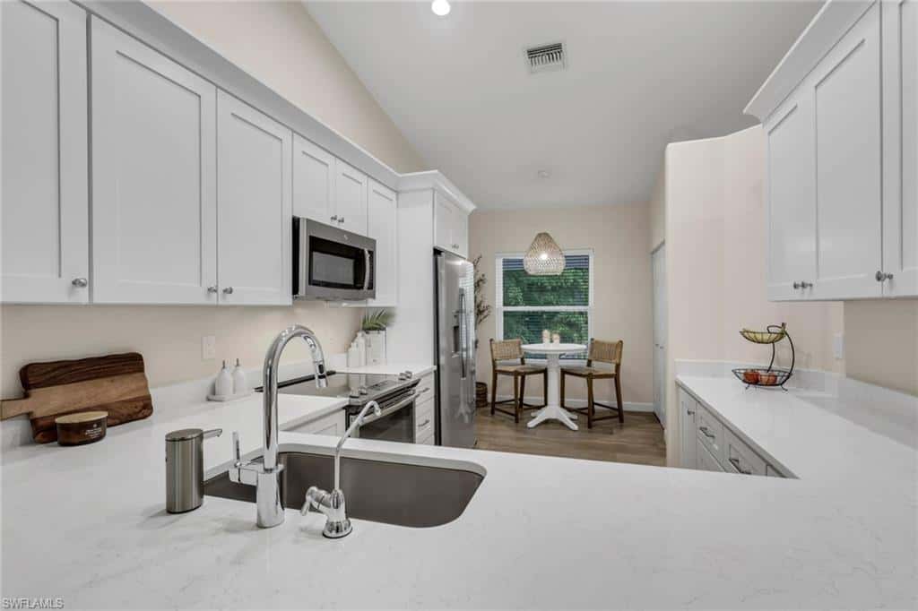1215 Sarah Jean Cir #j205, Naples, photo 7