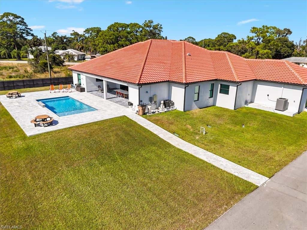 14582 Old Olga Rd, Fort Myers, photo 8