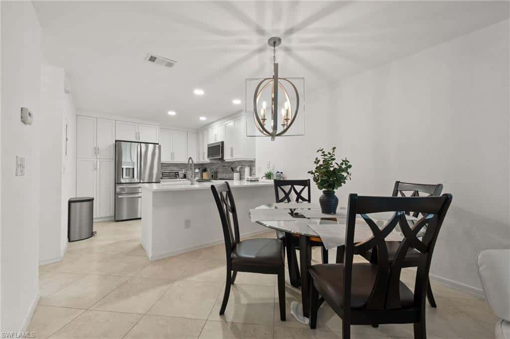 77 Emerald Woods Dr #i6, Naples, photo 6