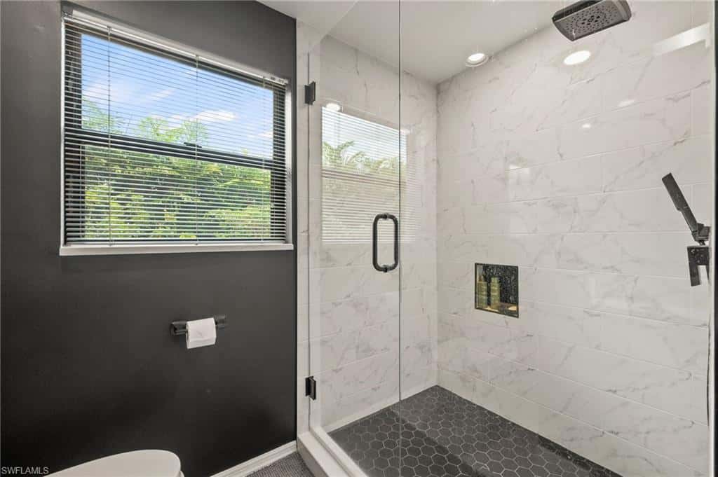 77 Emerald Woods Dr #i6, Naples, photo 14
