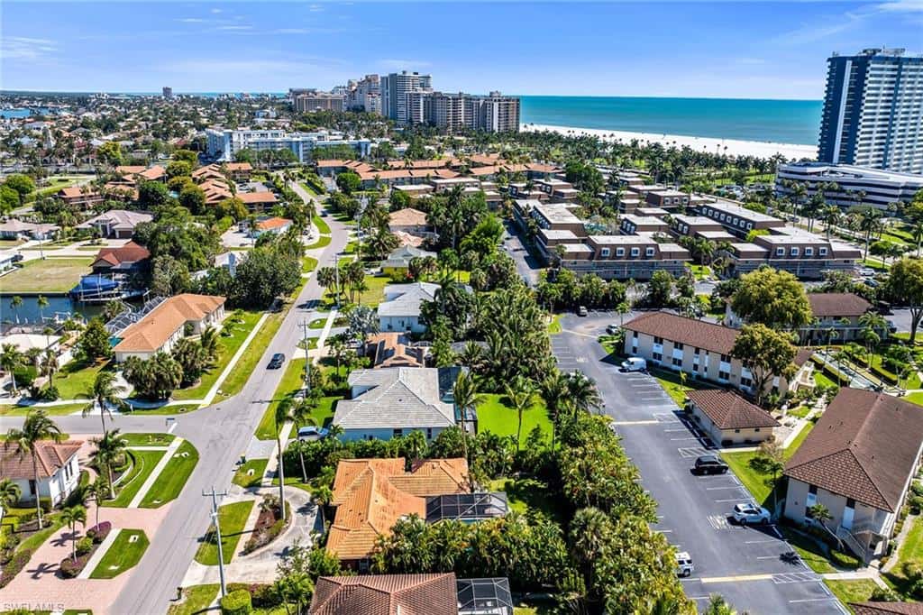 146 Greenbrier St, Marco Island, photo 32