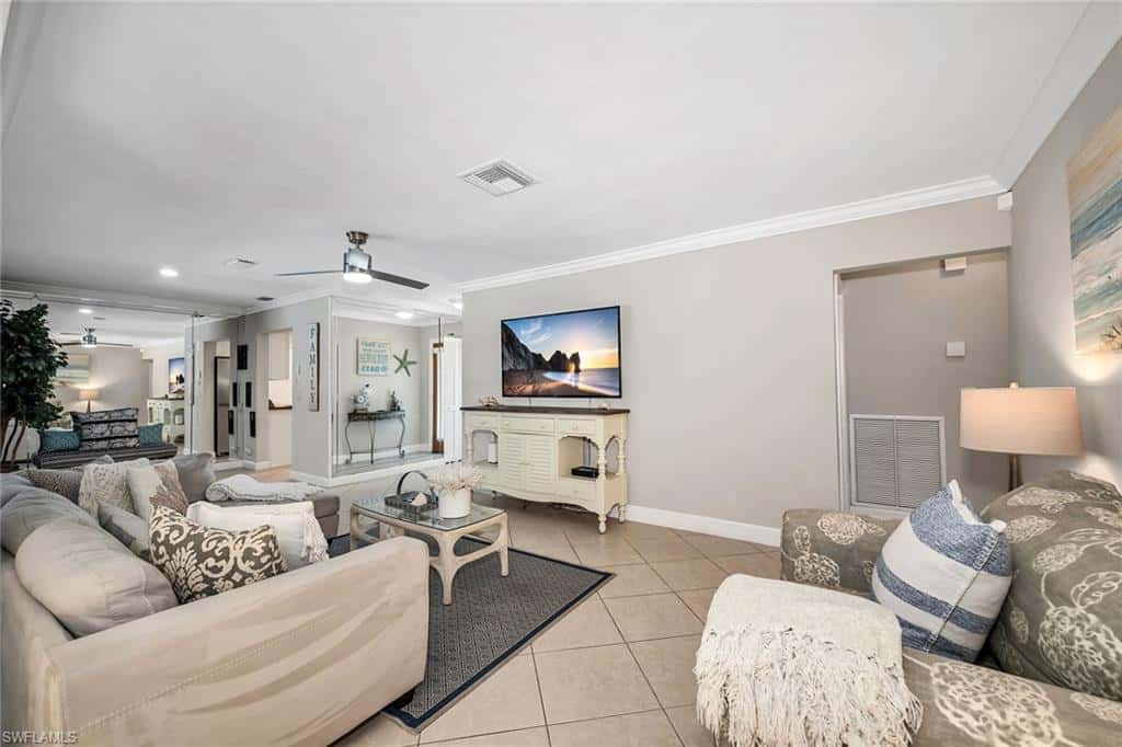 146 Greenbrier St, Marco Island, photo 5