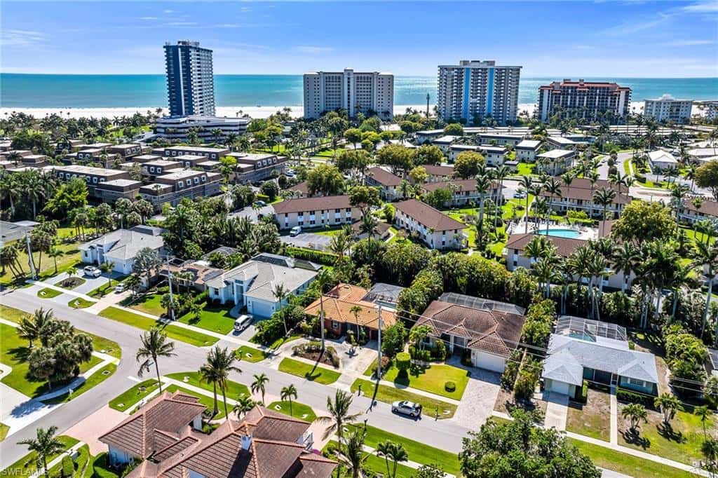 146 Greenbrier St, Marco Island, photo 31