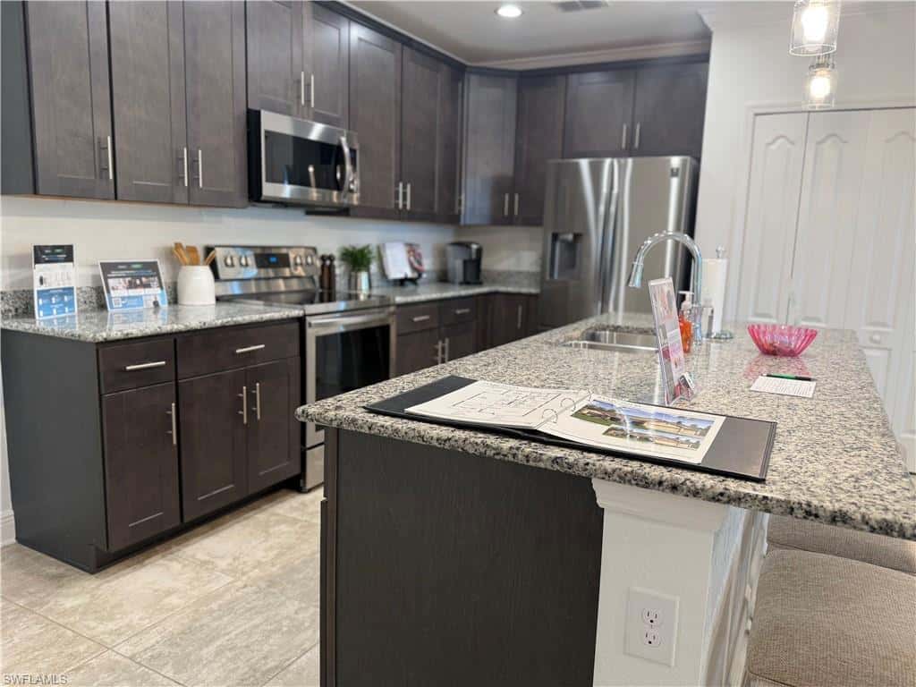 3726 Lee Blvd, Lehigh Acres, photo 5