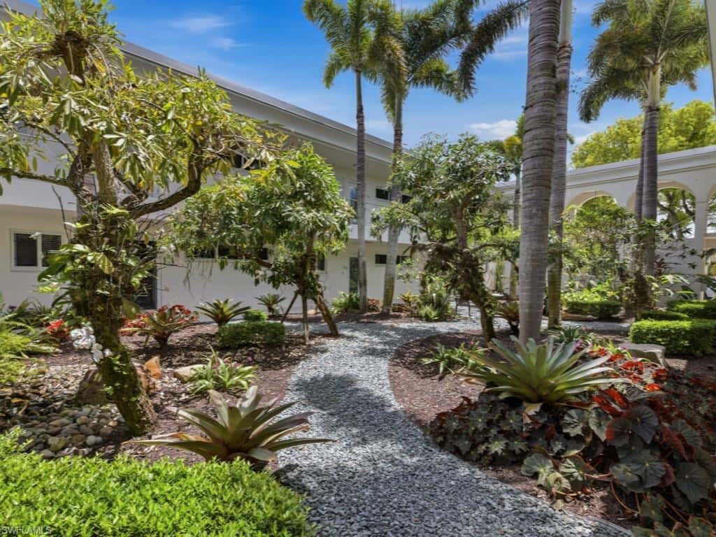 211 3rd Ave #211, Naples, photo 6