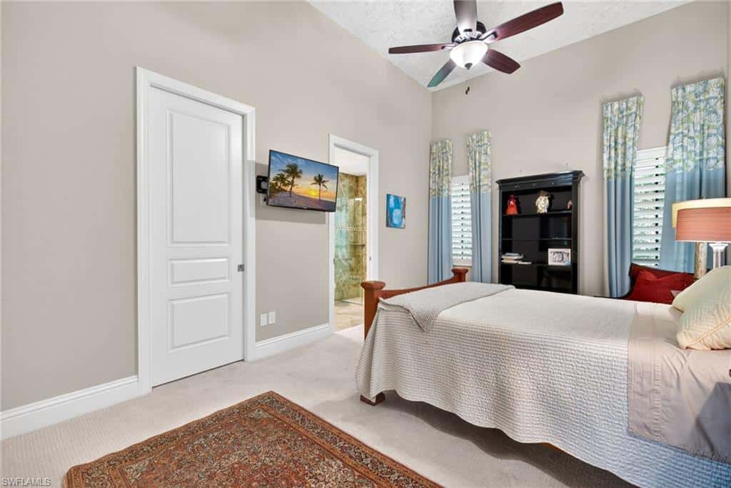 628 Venezia Grande Dr, Naples, photo 27