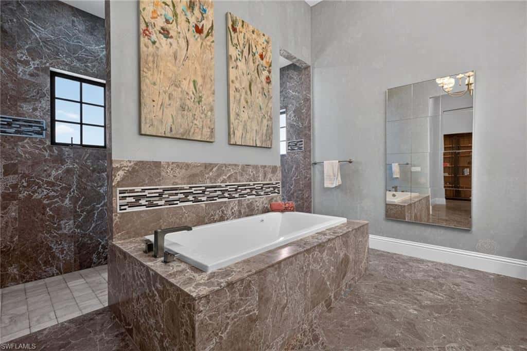 628 Venezia Grande Dr, Naples, photo 22