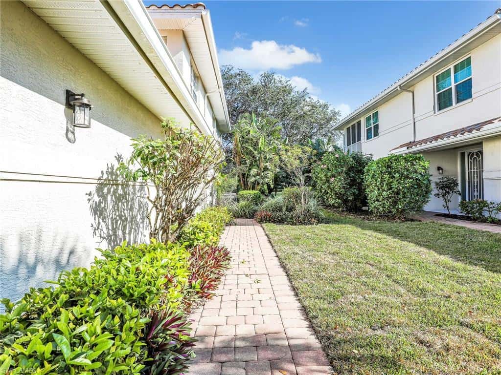 25051 Ballycastle Ct #102, Bonita Springs, photo 4