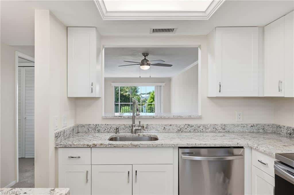 3150 Binnacle Dr #318, Naples, photo 5