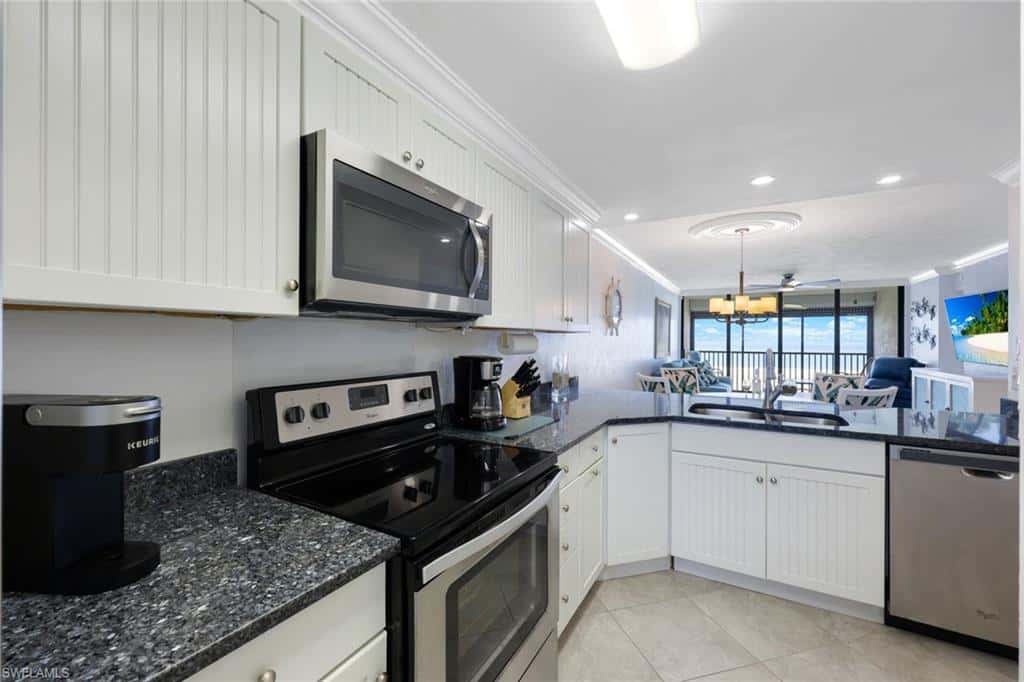 6400 Estero Blvd #402, Fort Myers Beach, photo 9