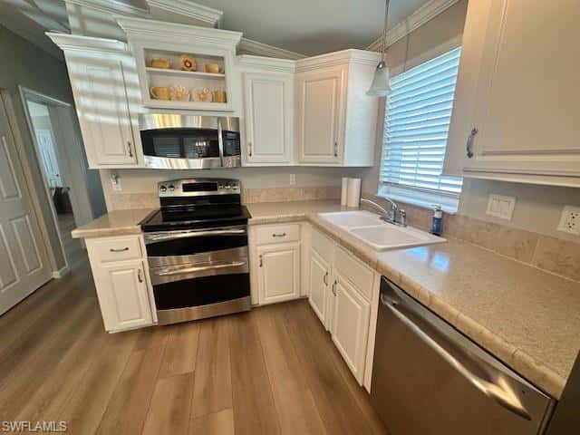 1509 Diamond Lake Cir, Naples, photo 12