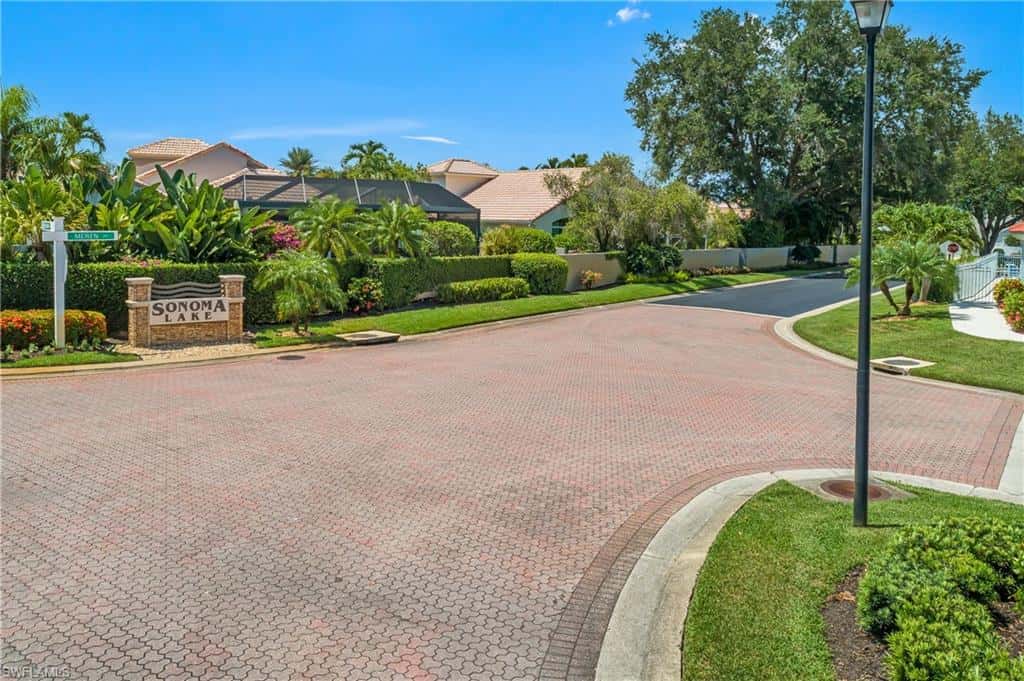 120 Livermore Ln, Naples, photo 34