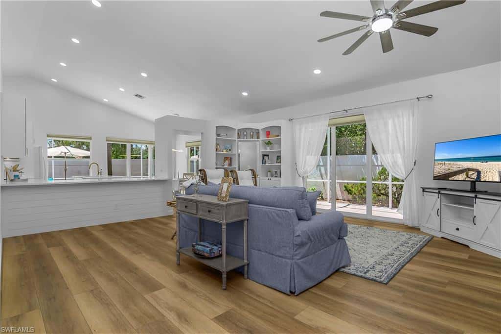 120 Livermore Ln, Naples, photo 4
