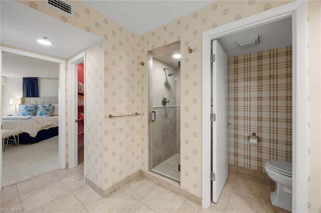 4651 Gulf Shore Blvd #205, Naples, photo 17