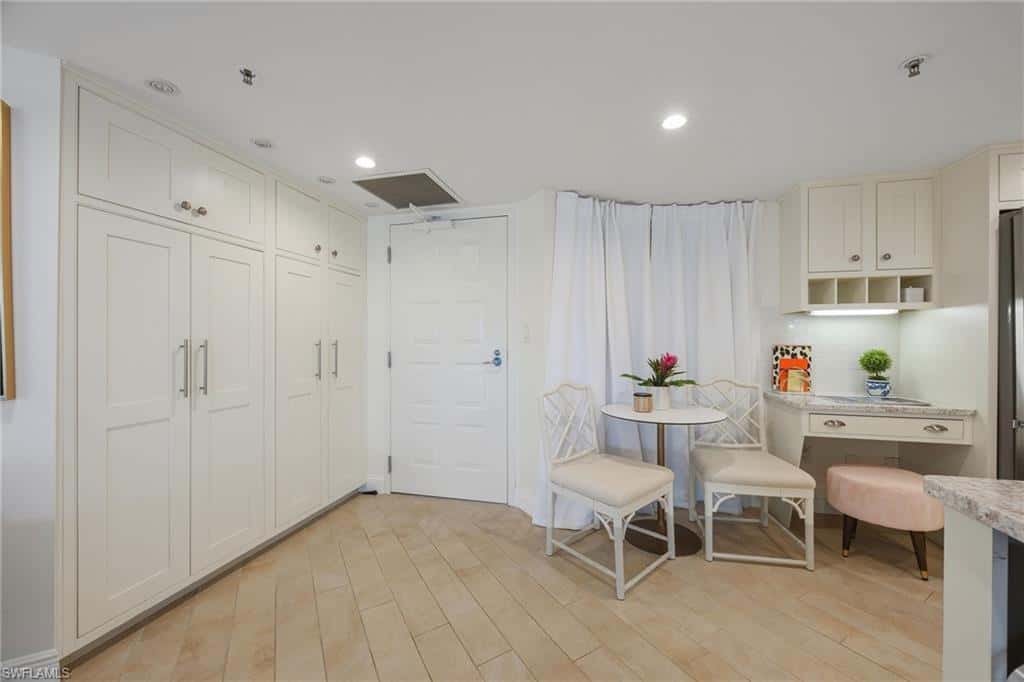 4651 Gulf Shore Blvd #205, Naples, photo 26