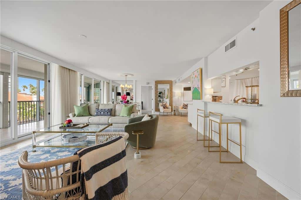 4651 Gulf Shore Blvd #205, Naples, photo 5