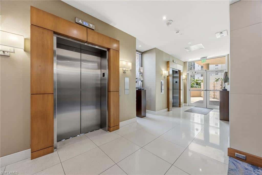 4651 Gulf Shore Blvd #205, Naples, photo 39