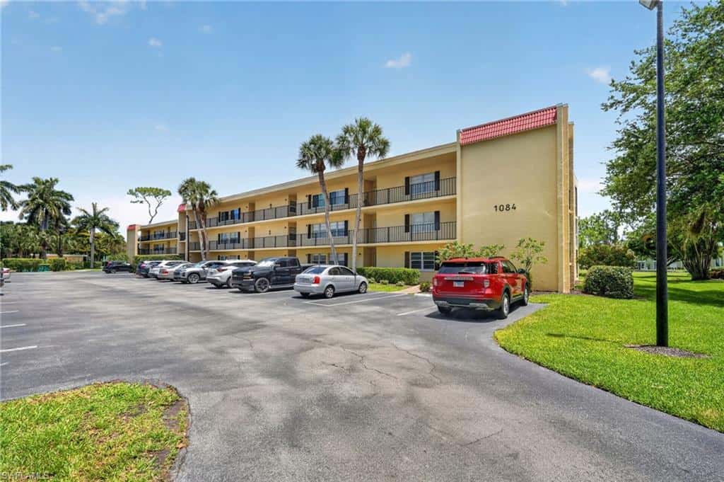 1084 Forest Lakes Dr #7205, Naples, photo 46