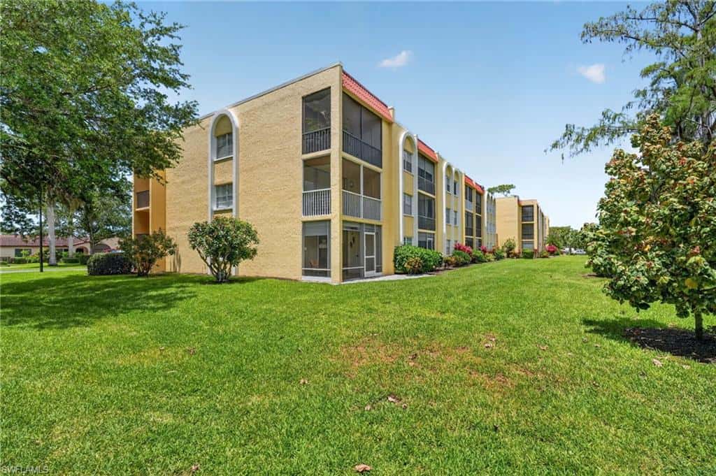 1084 Forest Lakes Dr #7205, Naples, photo 16