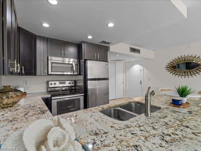1084 Forest Lakes Dr #7205, Naples, photo 4