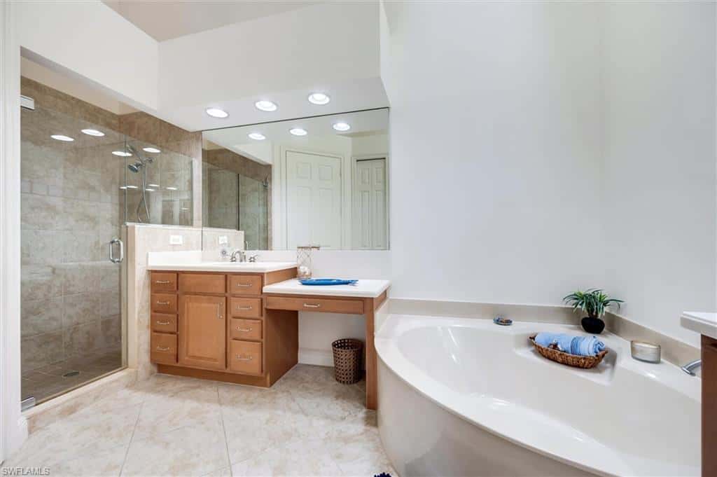 6442 Legacy Cir #203, Naples, photo 35