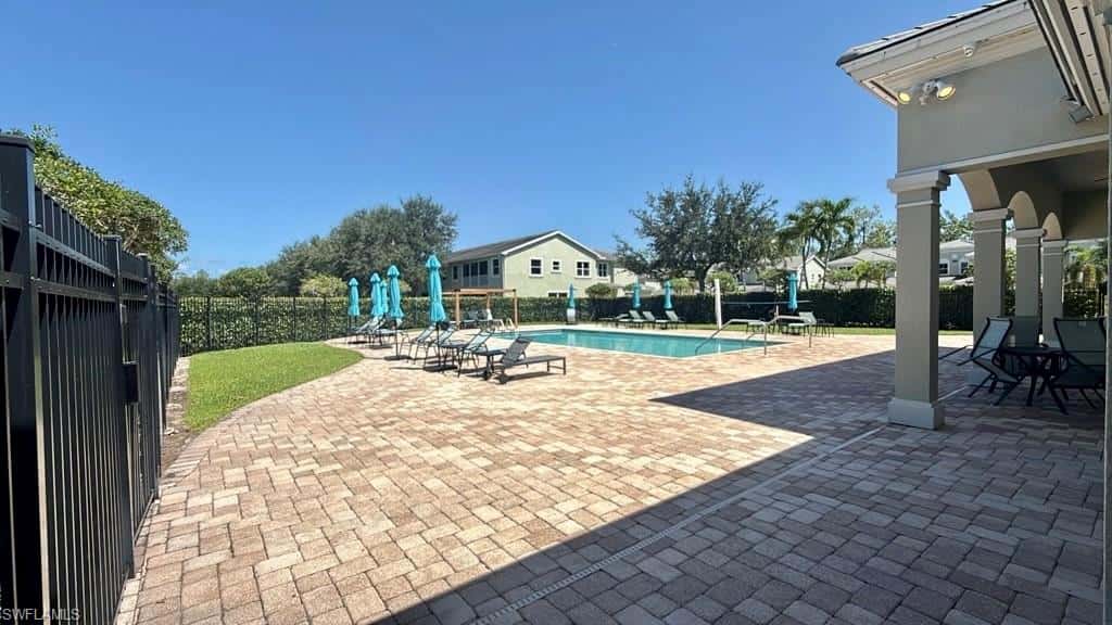 1410 Mariposa Cir #102, Naples, photo 47