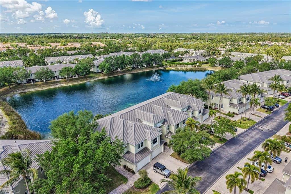 1410 Mariposa Cir #102, Naples, photo 31