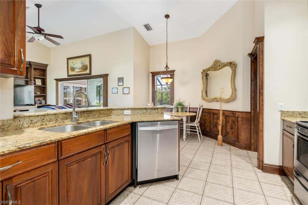 10056 Lebanon Dr, Port Charlotte, photo 9